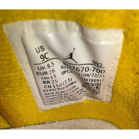 Nike Air Jordan 4 Retro Lightning Yellow Toddler Sz 9C Jumpman Sneakers - Picture 7 of 8